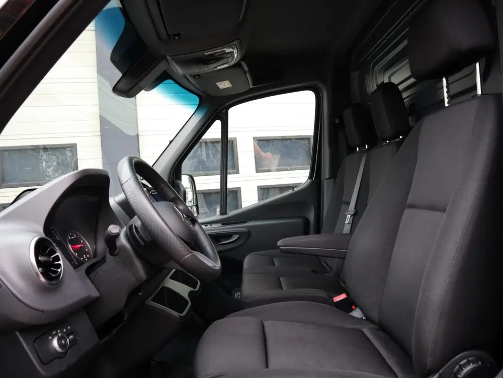 Mercedes-Benz Sprinter 317 CDI Automaat L2H2 LED uit 2024, foto 12