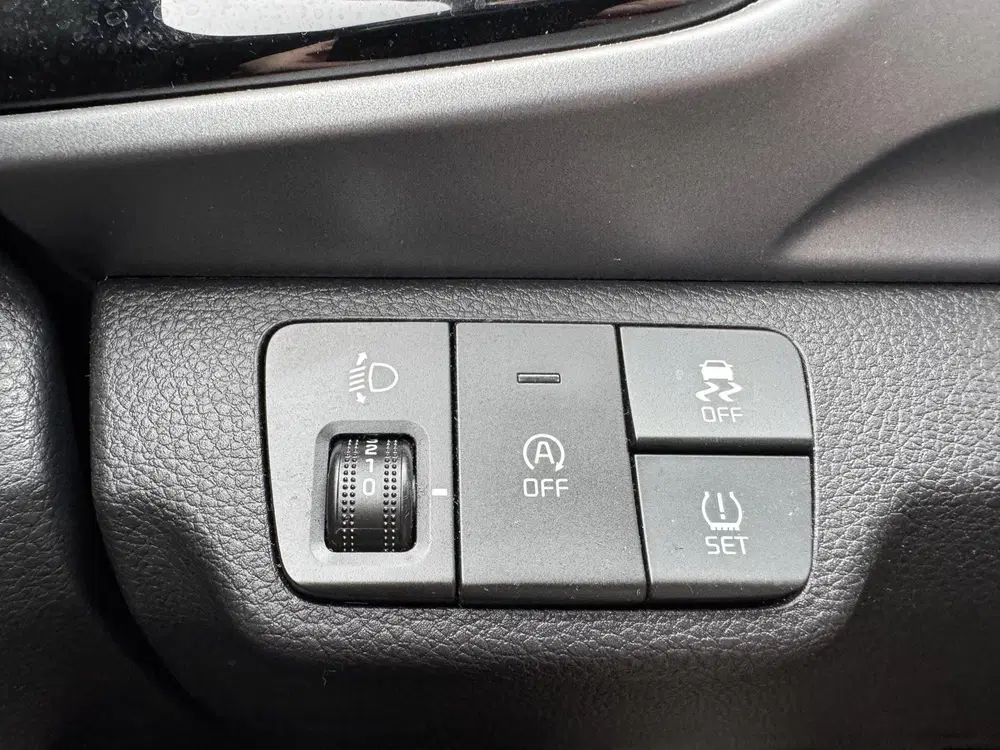 Kia Stonic 1.0 T-GDi MHEV DynamicLine uit 2024, foto 14
