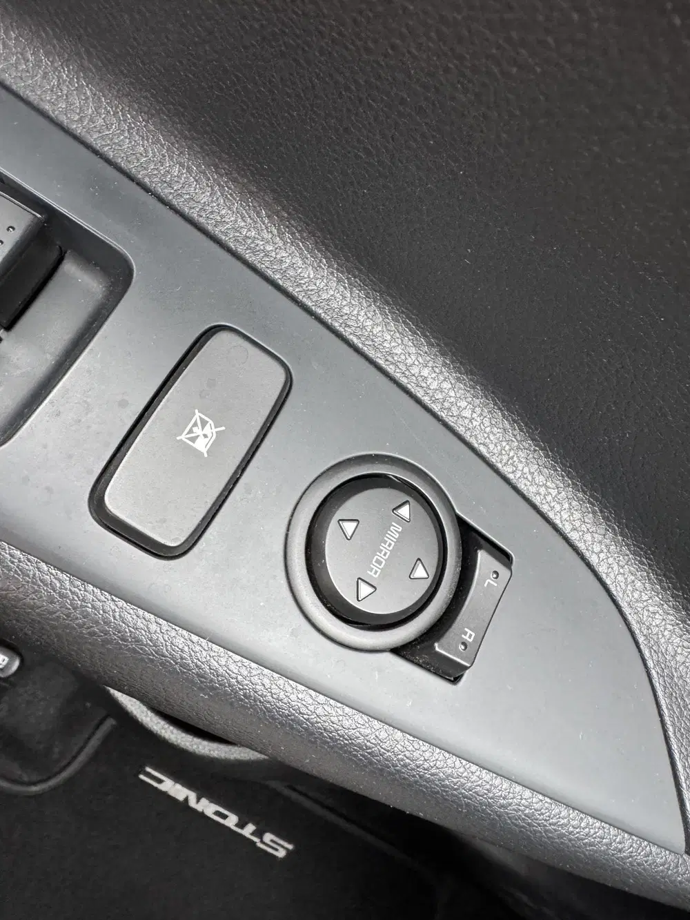 Kia Stonic 1.0 T-GDi MHEV DynamicLine uit 2024, foto 15
