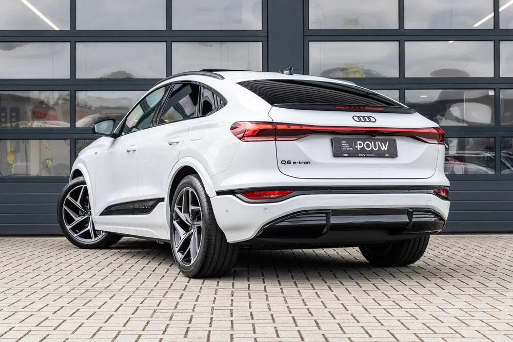 Audi Q6 e-tron 252pk S Edition 83 kWh uit 2026, foto 11