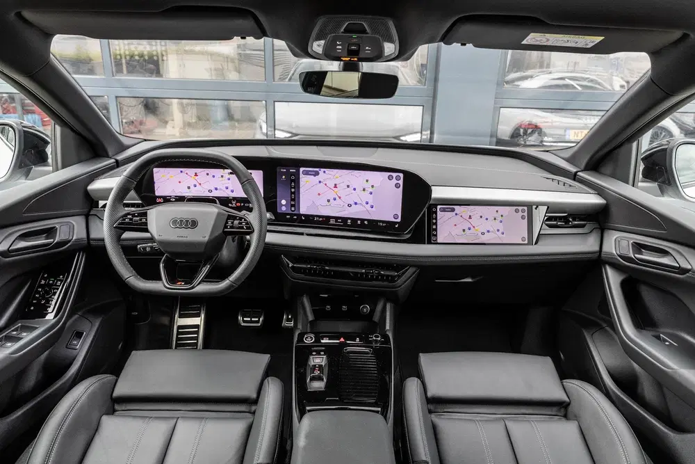 Audi Q6 e-tron 252pk S Edition 83 kWh uit 2026, foto 5