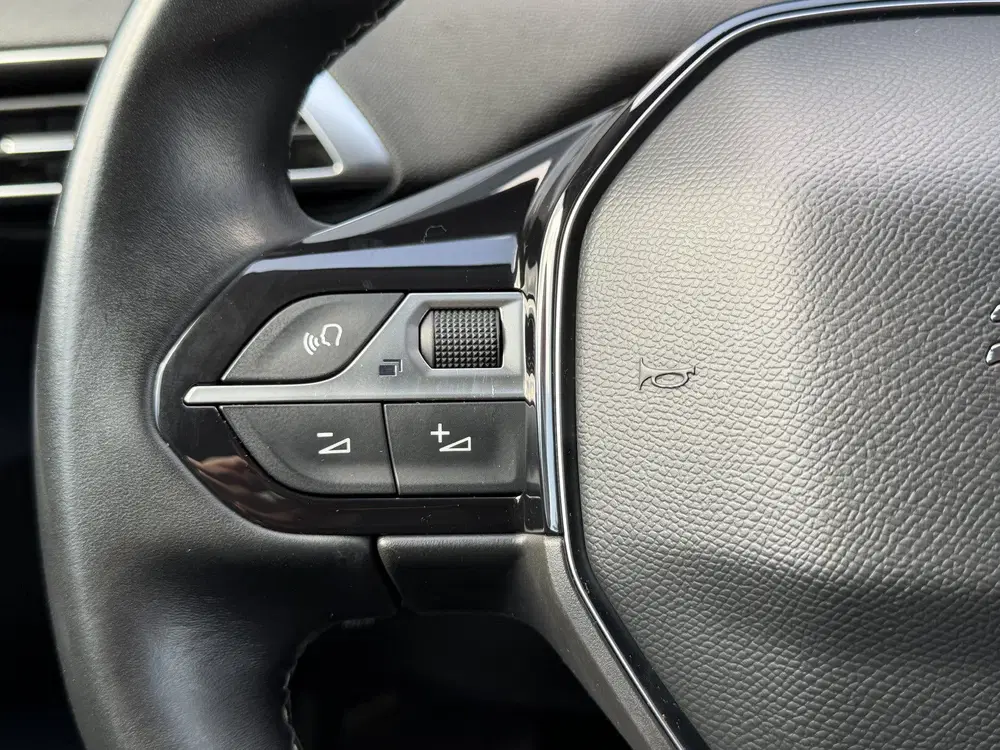 Peugeot 3008 BWJ 2021 uit 2021, foto 7