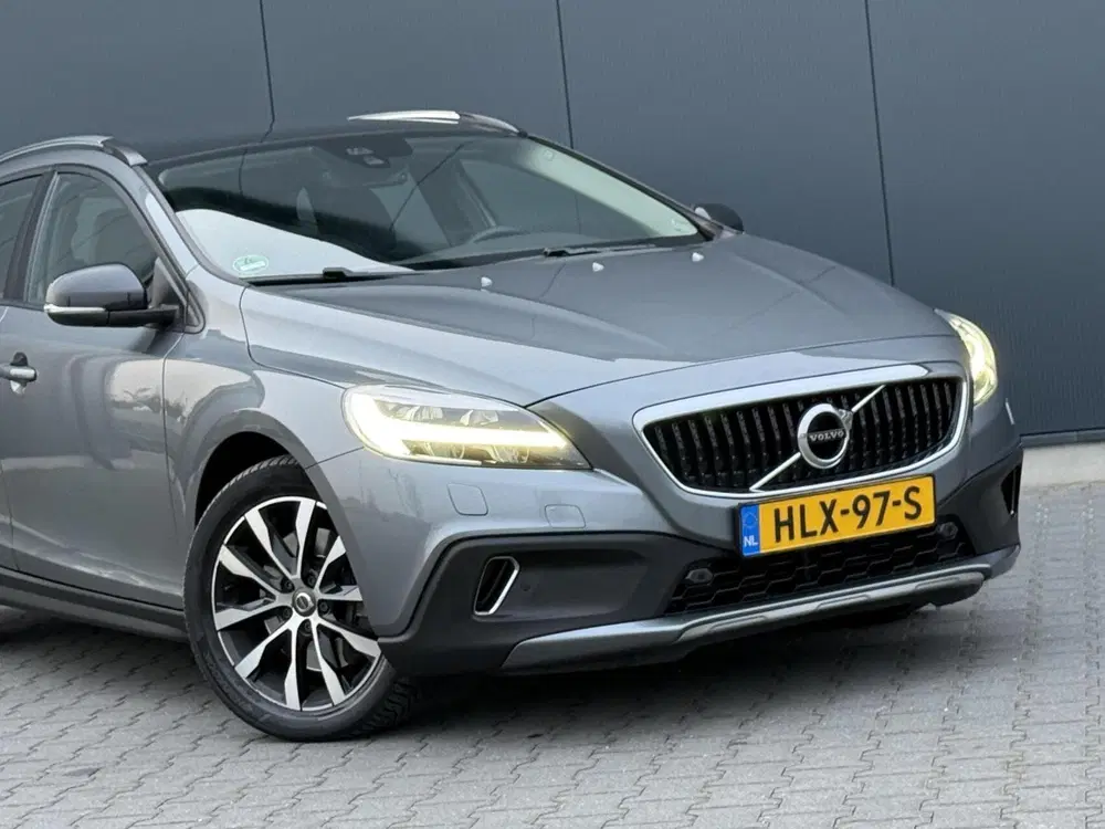 Volvo V40 Cross Country 2.0 D2 Nordic+ Full Led uit 2019, foto 12