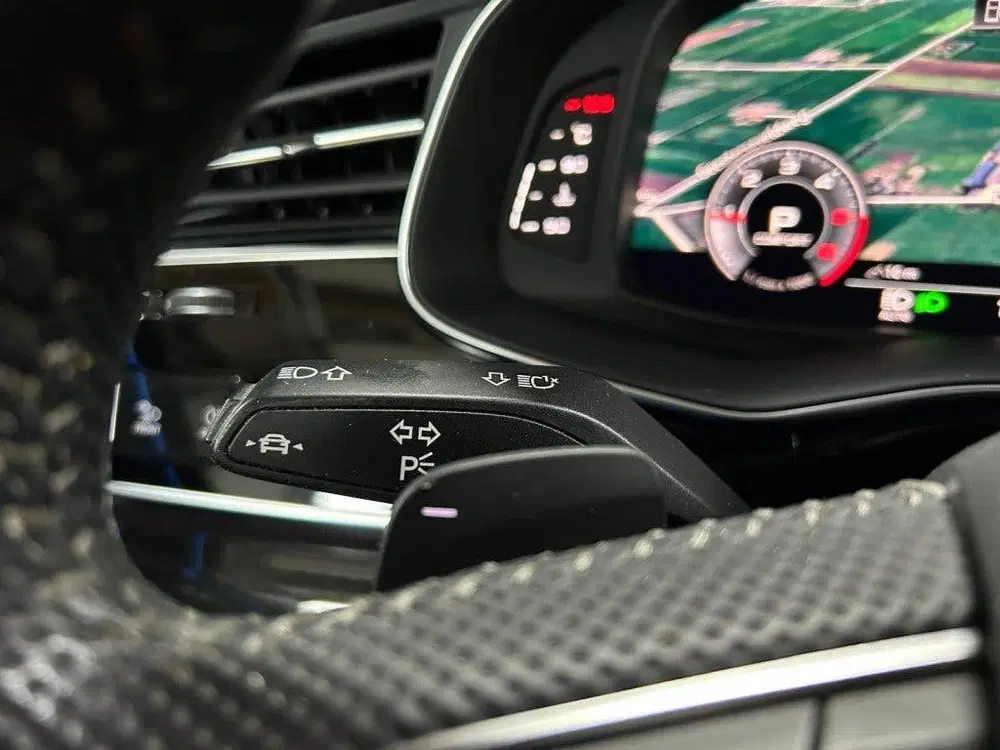 Audi Q8 50 TDI Quattro S-Line uit 2019, foto 14