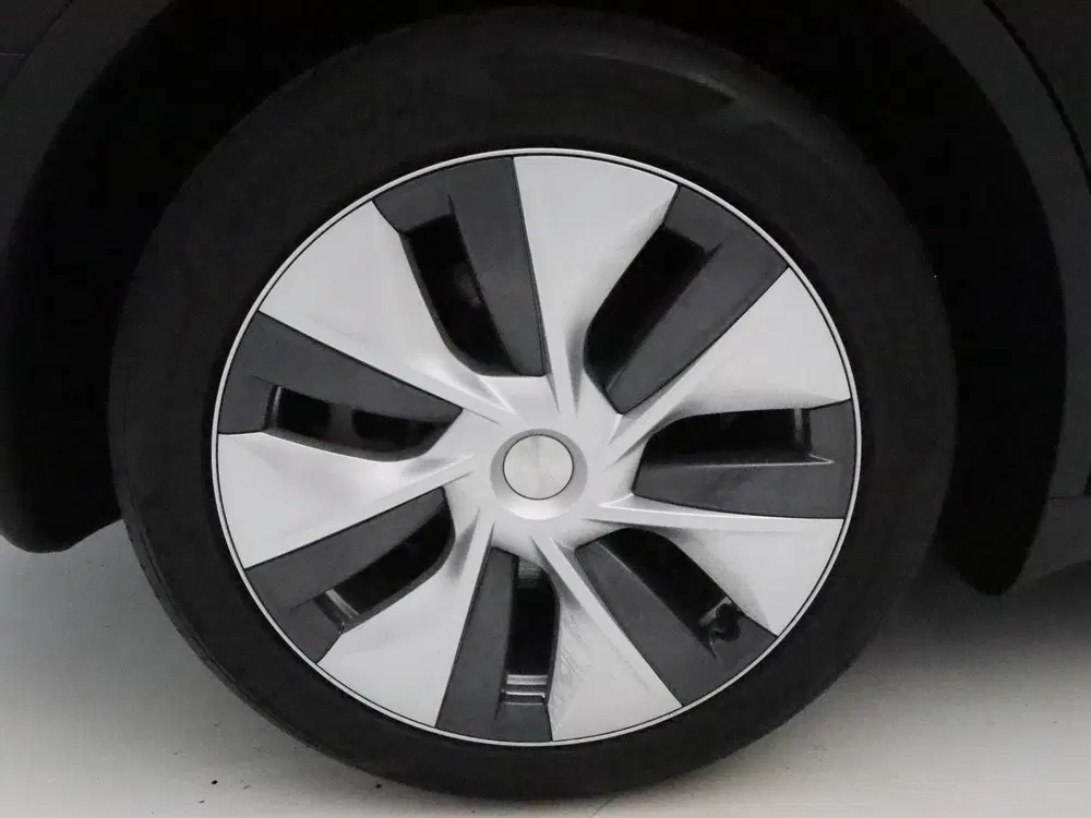 Tesla Model Y Long Range AWD 75kWh 351pk 92.5% SoH [ AMD uit 2023, foto 10