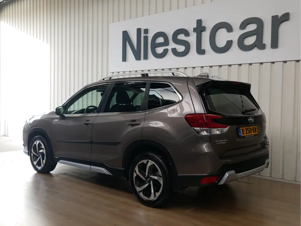 Subaru Forester 2.0i e-BOXER Premium Eye-Sight uit 2023, foto 6