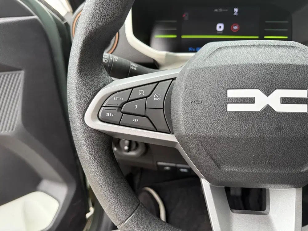 Dacia Spring Extreme 65 26.8 kWh AUTOMAAT CAMERA CRUISE uit 2024, foto 15