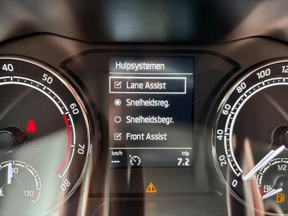 Skoda Kamiq 1.0 TSI Style uit 2020, foto 14