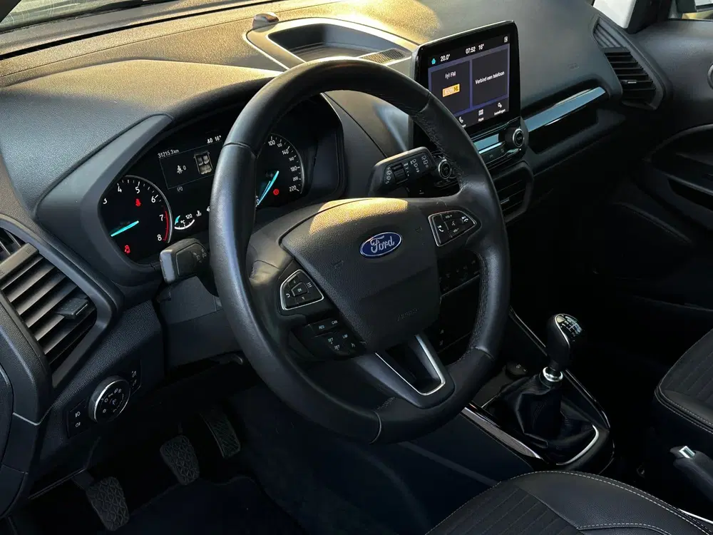 Ford EcoSport 1.0 EcoBoost Titanium uit 2022, foto 3