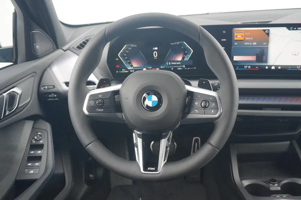 BMW 1-serie 5-deurs 120 uit 2026, foto 10