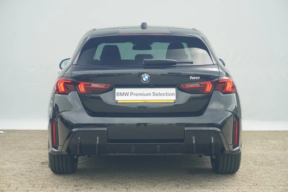 BMW 1-serie 5-deurs 120 uit 2026, foto 7