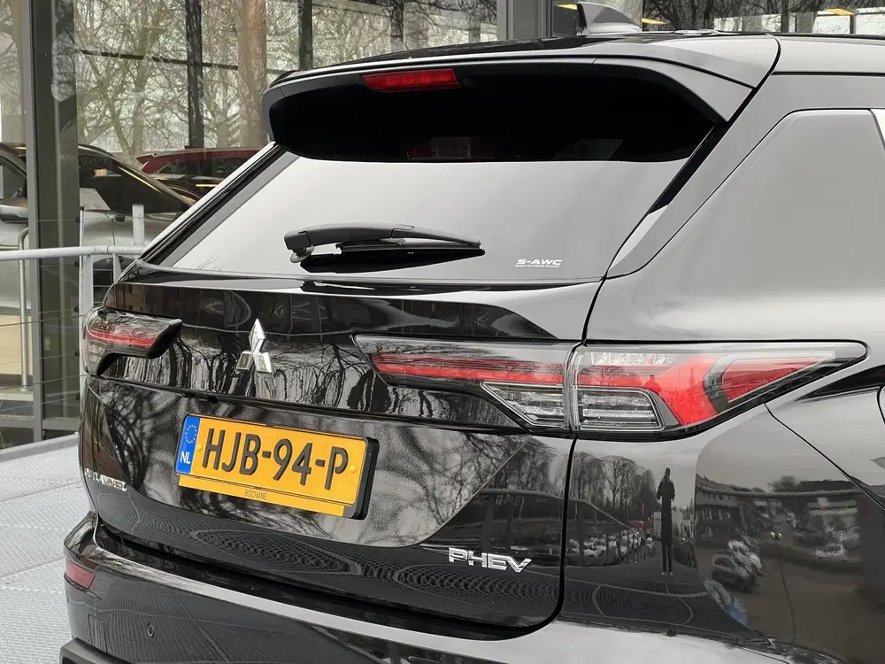Mitsubishi Outlander 2.4 PHEV Intense 307PK uit 2025, foto 15