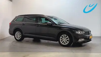Volkswagen Passat 1.5 TSI 150pk DSG Comfort Business uit 2020