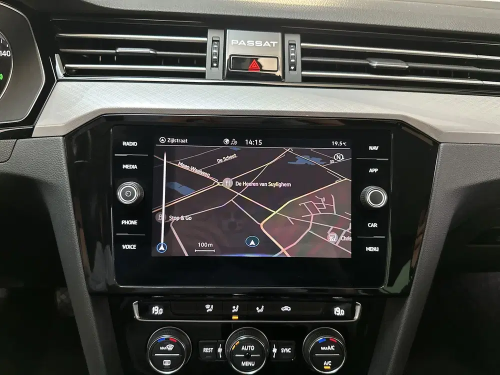 Volkswagen Passat 1.5 TSI 150pk DSG Comfort Business uit 2020, foto 9