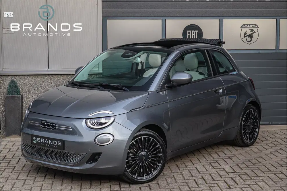 Fiat 500e 500C E La Prima 42 kWh 1e eig Full option uit 2022