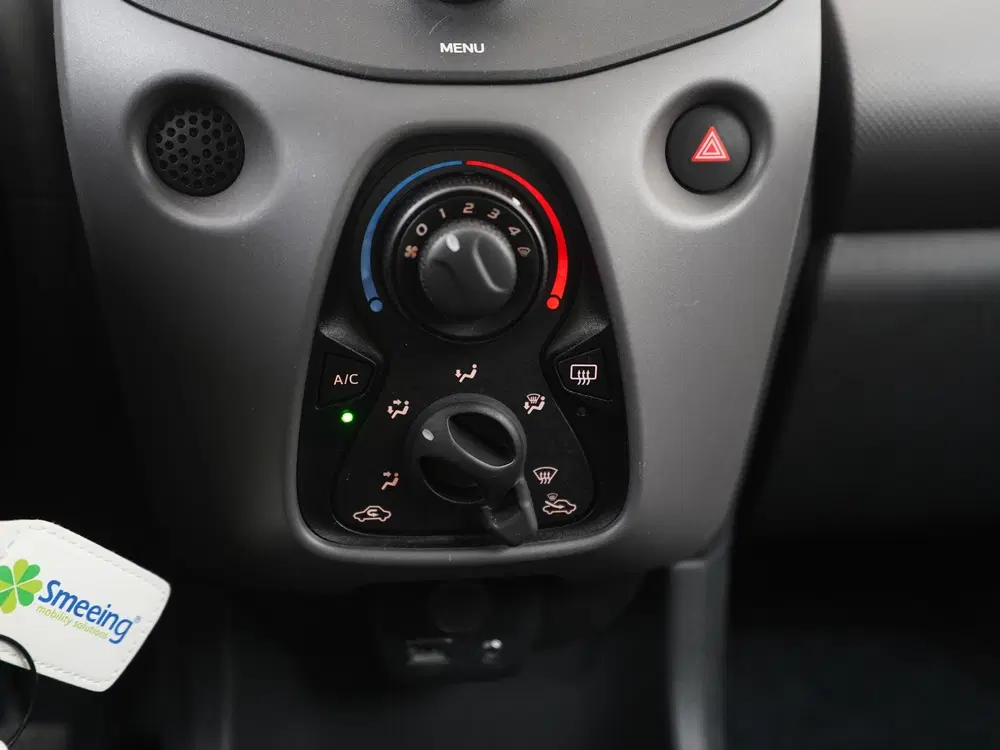 Peugeot 108 1.0 e-VTi Active uit 2021, foto 11