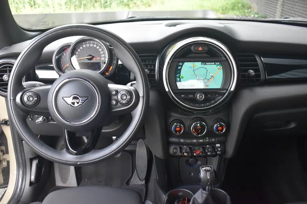 Mini Cooper 1.5 Cooper Chili uit 2019, foto 8