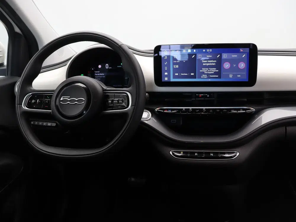Fiat 500e Icon uit 2023, foto 8