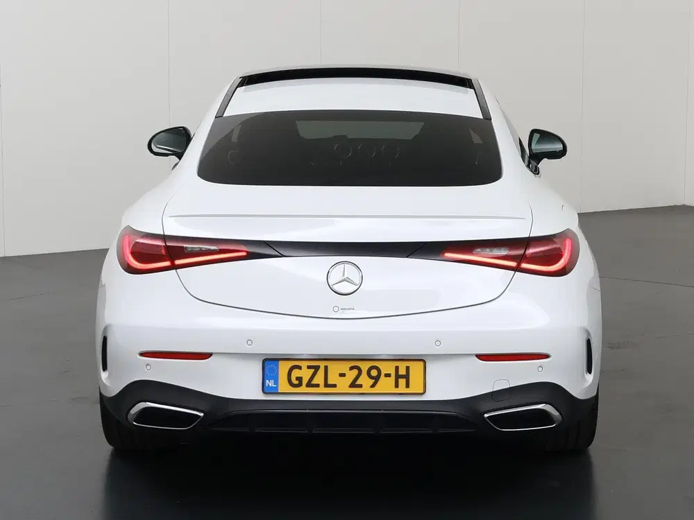 Mercedes-Benz CLE CLE Coupé 300 4MATIC AMG Line uit 2025, foto 4