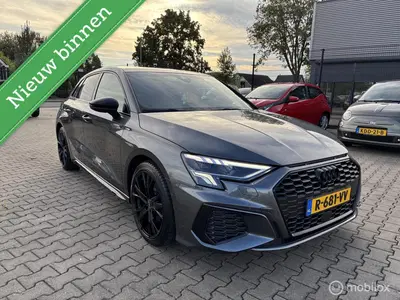 Audi A3 35 TFSI S LINE PANODAK VOLL OPTIE uit 2022