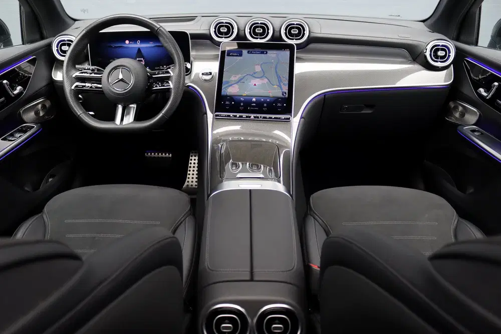 Mercedes-Benz GLC GLC 300e 4MATIC AMG Line Premium+ uit 2025, foto 2