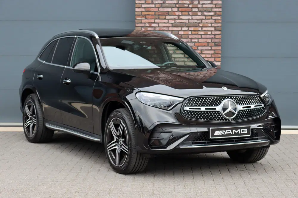 Mercedes-Benz GLC GLC 300e 4MATIC AMG Line Premium+ uit 2025, foto 3