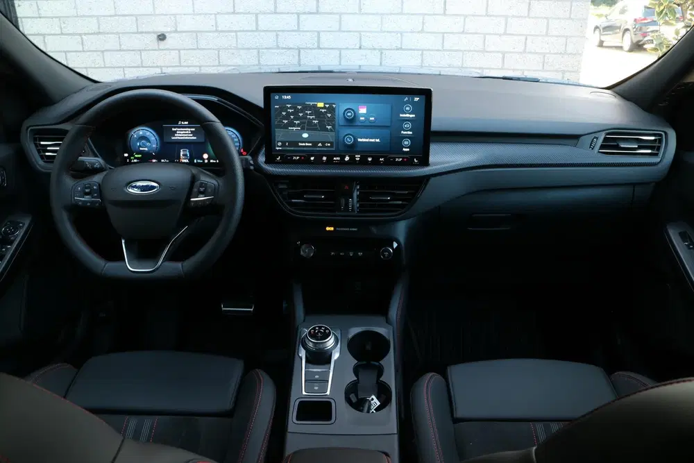 Ford Kuga 2.5 PHEV ST-Line X uit 2025, foto 11