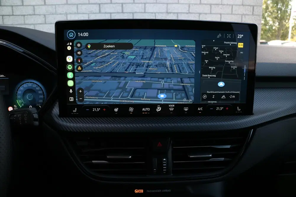 Ford Kuga 2.5 PHEV ST-Line X uit 2025, foto 14