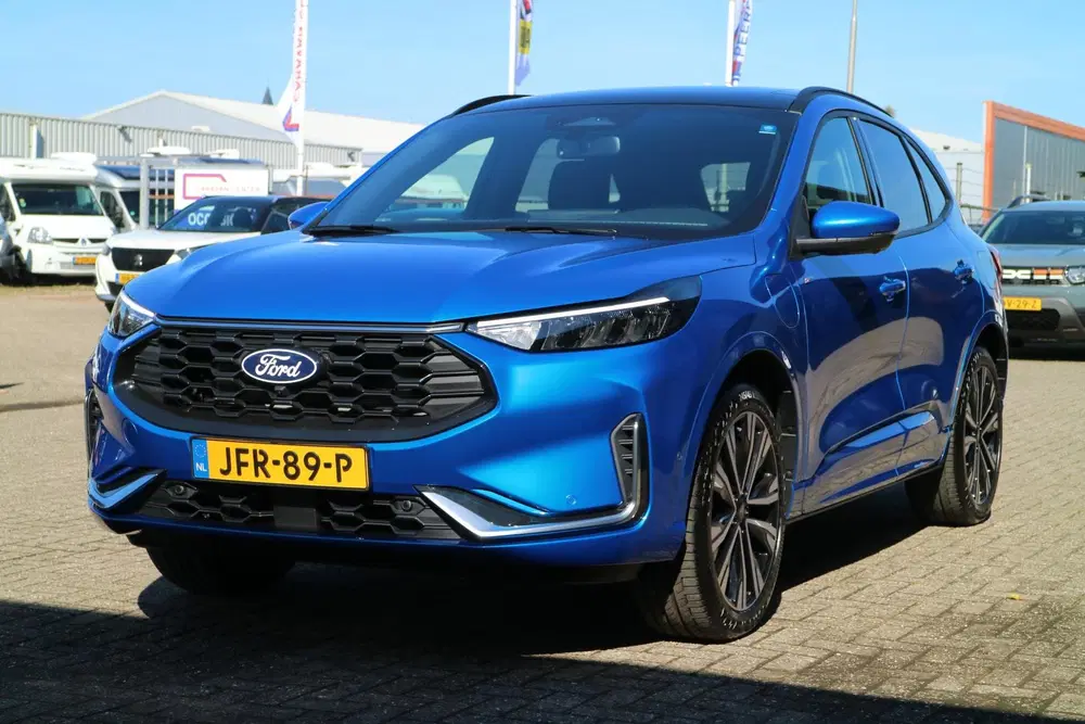 Ford Kuga 2.5 PHEV ST-Line X uit 2025, foto 2
