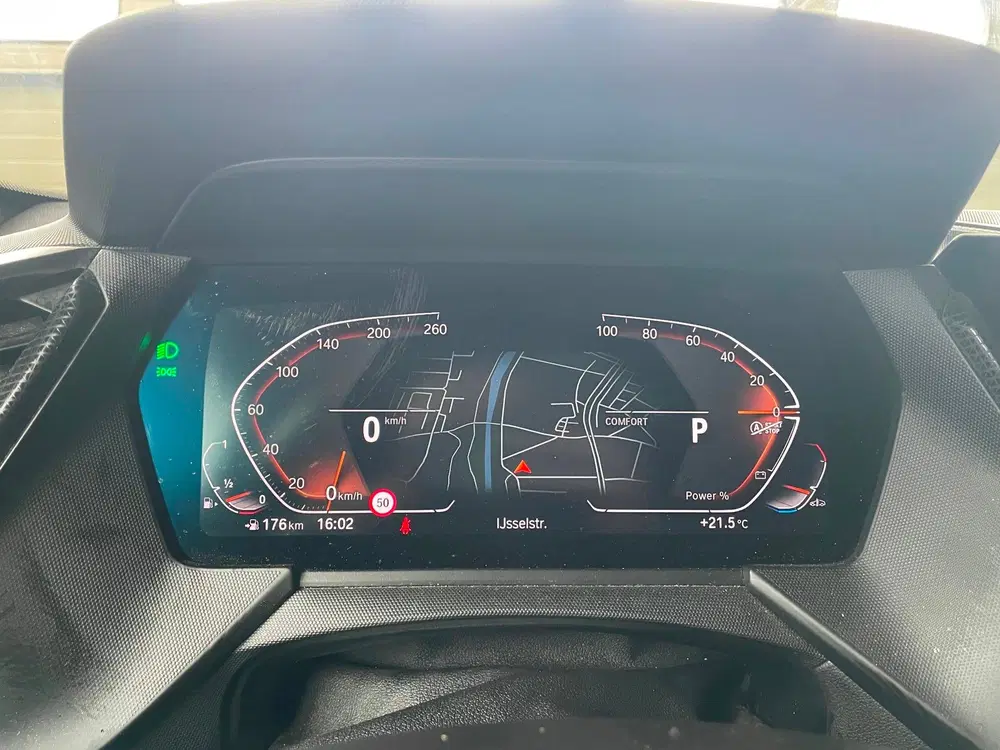 BMW 1-serie 120i High Executive Edition M PANO CAMERA uit 2021, foto 14