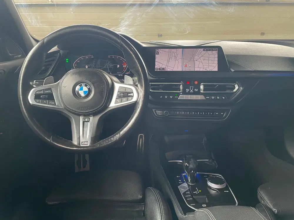 BMW 1-serie 120i High Executive Edition M PANO CAMERA uit 2021, foto 7