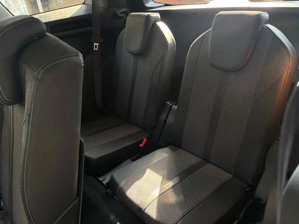 Peugeot 5008 1.2 PureTech Allure Pack 7-persoons CAMERA uit 2021, foto 11
