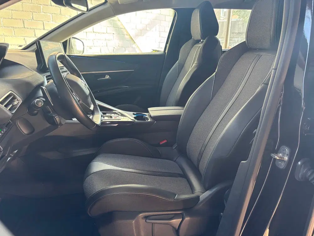 Peugeot 5008 1.2 PureTech Allure Pack 7-persoons CAMERA uit 2021, foto 7
