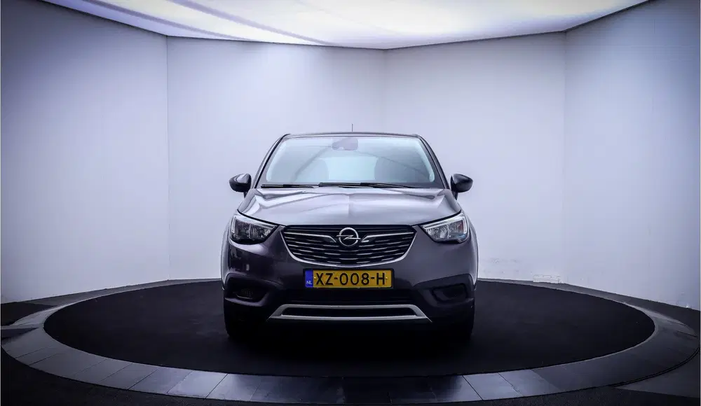 Opel Crossland 1.2T 120 Jaar Edition NAVI uit 2019, foto 2