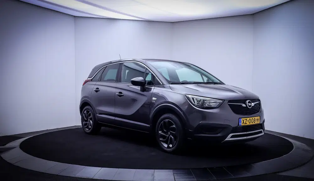 Opel Crossland 1.2T 120 Jaar Edition NAVI uit 2019, foto 3