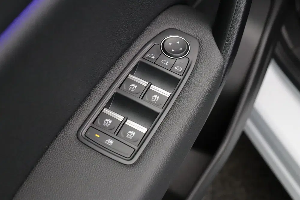 Mitsubishi Grandis 1.8 HEV Instyle uit 2026, foto 13
