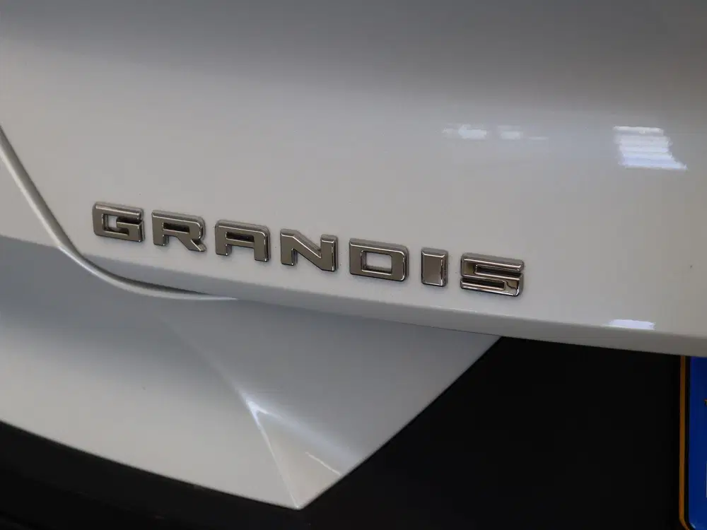 Mitsubishi Grandis 1.8 HEV Instyle uit 2026, foto 4