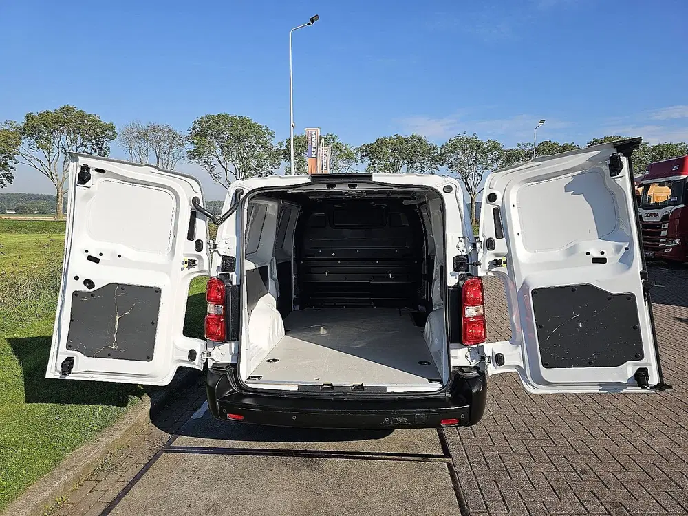 Opel Vivaro L3H1 75 kWh Long Range Snelladen Airco PDC uit 2022, foto 13