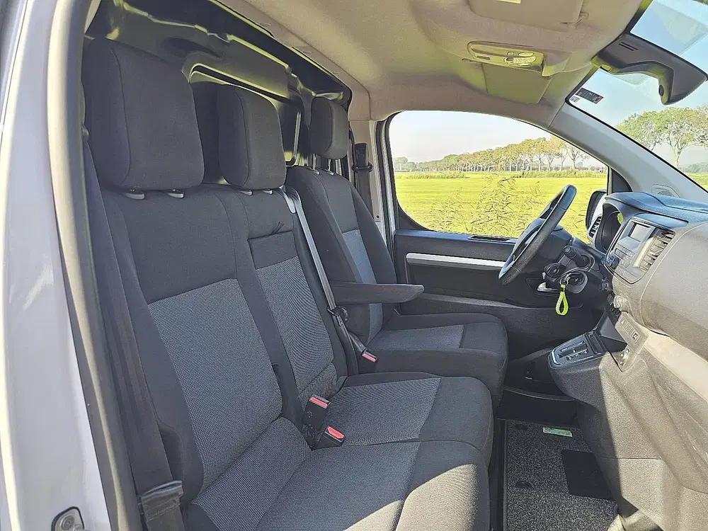 Opel Vivaro L3H1 75 kWh Long Range Snelladen Airco PDC uit 2022, foto 7