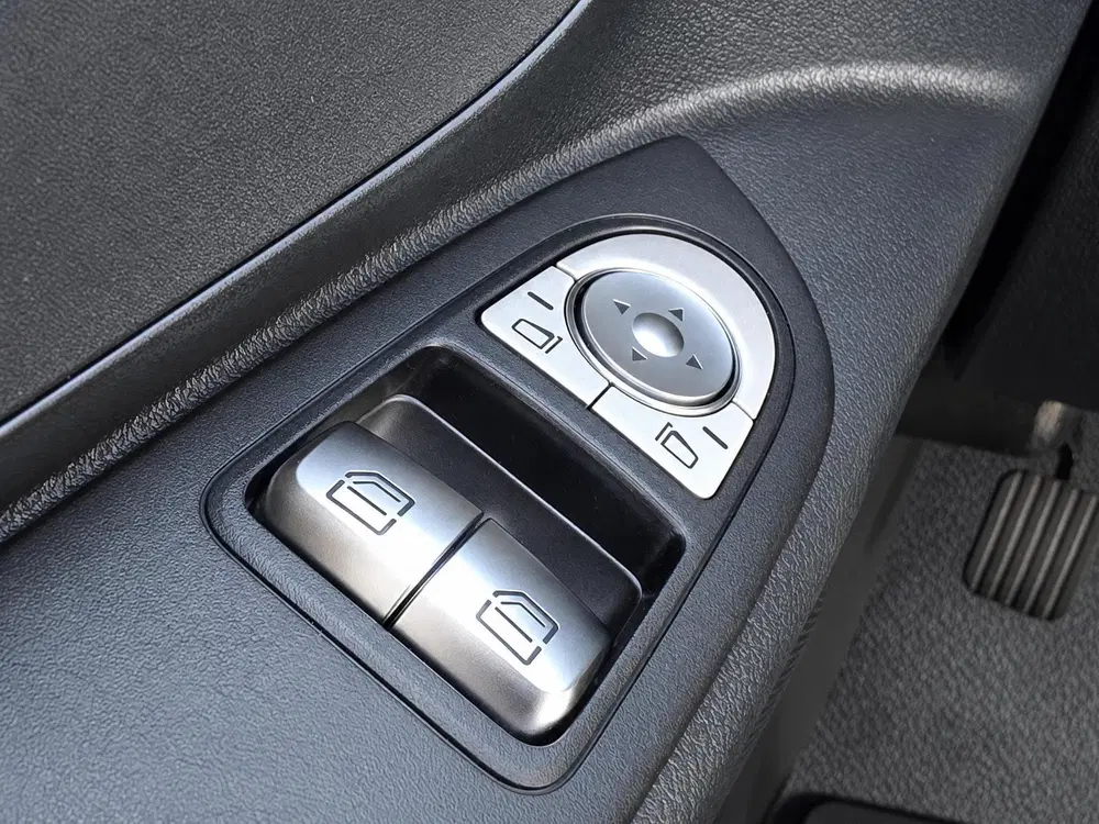 Mercedes-Benz Vito eVito 112 L3 60 kWh STOELVERWARMING uit 2024, foto 15