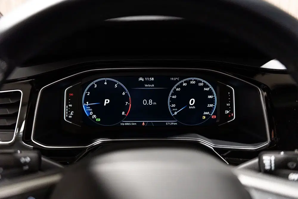Volkswagen Taigo 1.5 TSI R-Line DSG PANO LED Keyless IQ uit 2023, foto 15