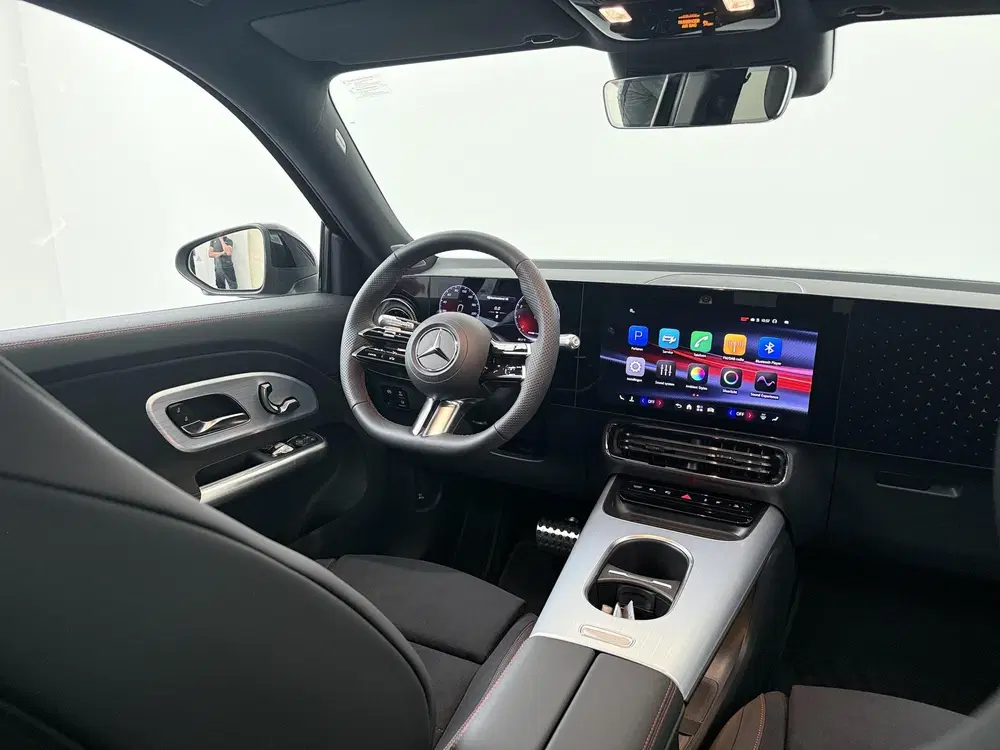 Mercedes-Benz GLB 200 Business Solution AMG uit 2026, foto 9