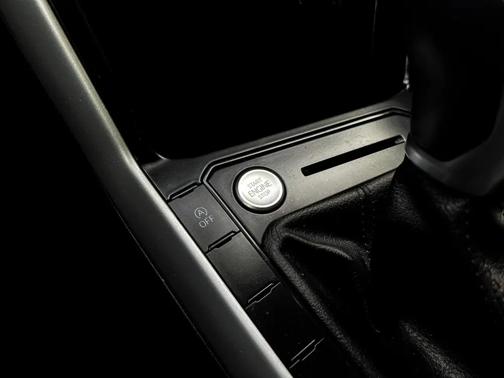 Volkswagen Polo 1.0 TSI R-Line look_Navi_Carplay_Led_Virtu uit 2022, foto 3