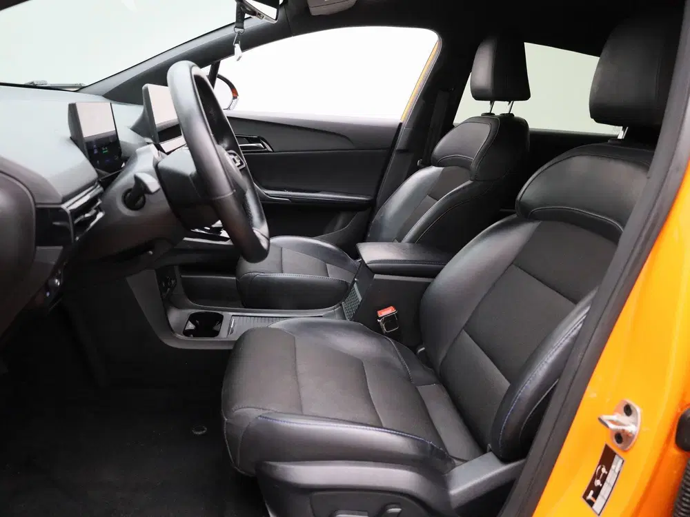 MG MG4 Luxury 64 kWh uit 2022, foto 11