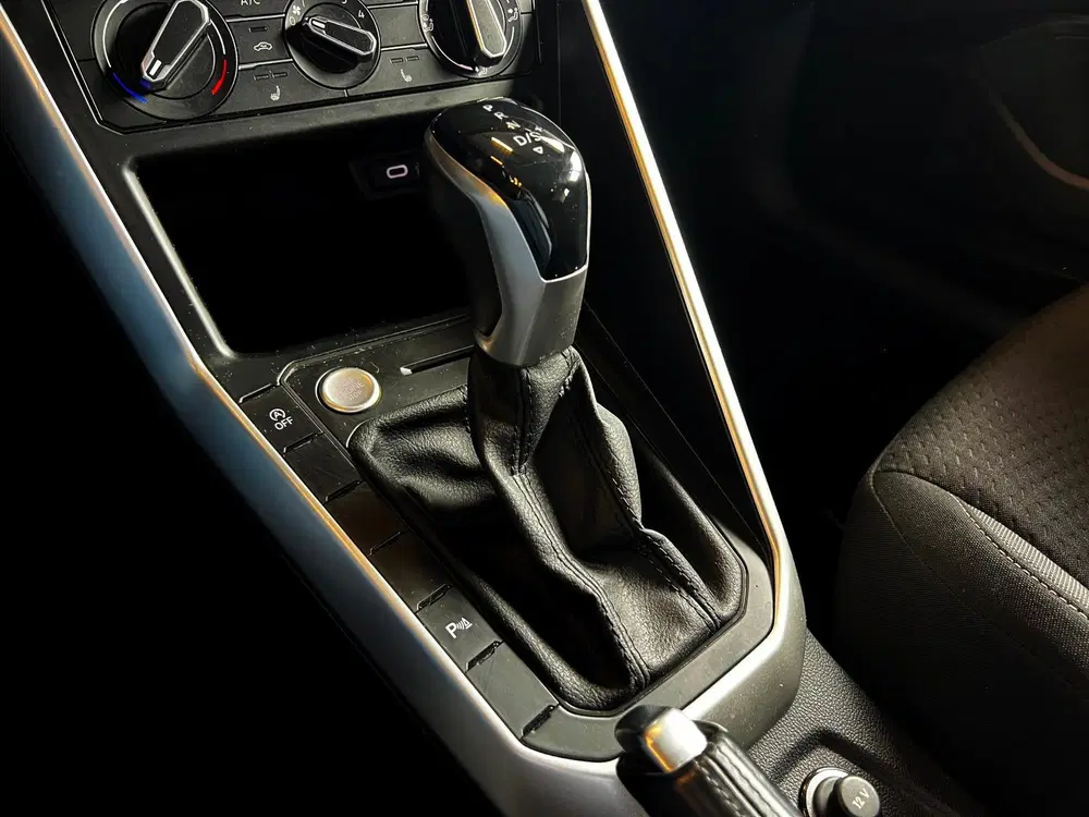 Volkswagen Polo 1.0 TSI R-Line look_Navi_Carplay_Led_Virtu uit 2022, foto 5