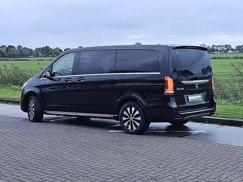 Mercedes-Benz EQV 300 L2 365KM WLTP LED 360Camera Leer 110Kw uit 2024, foto 4