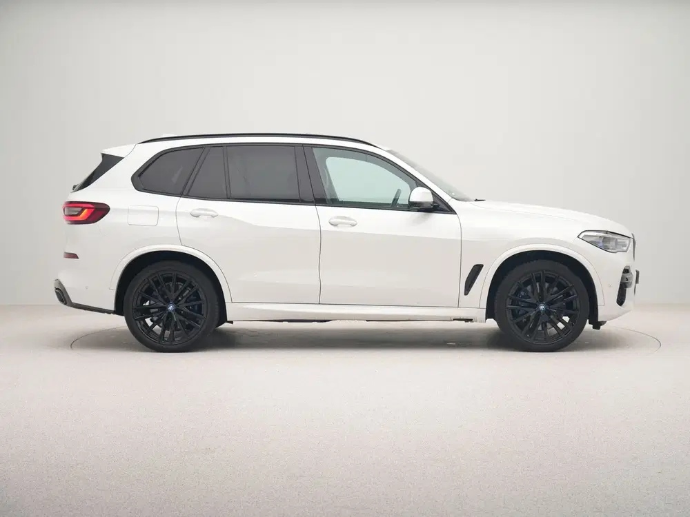 BMW X5 xDrive45e M-Sport uit 2023, foto 7