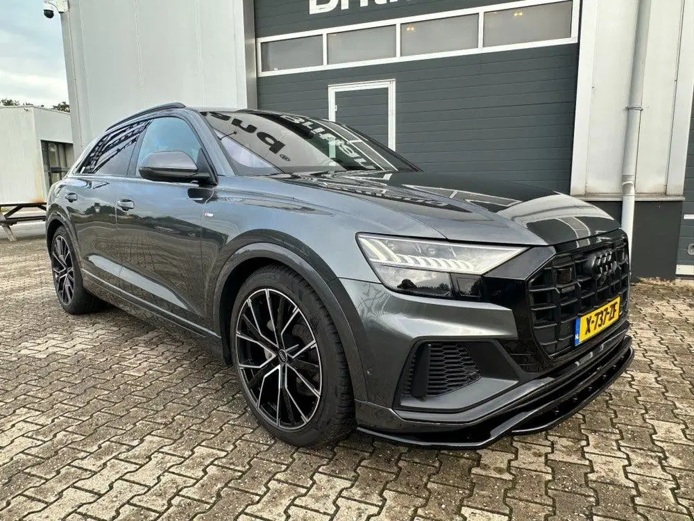 Audi Q8 55 TFSI e Quattro S-Line 2021 *RS stoelen uit 2021, foto 3