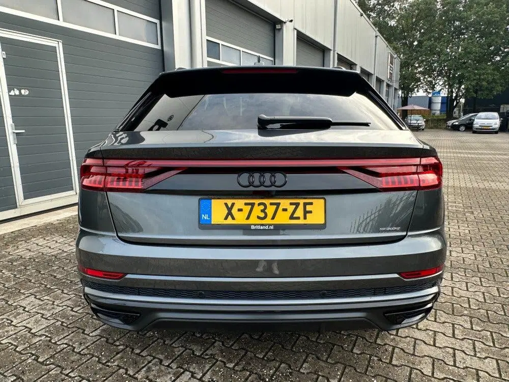 Audi Q8 55 TFSI e Quattro S-Line 2021 *RS stoelen uit 2021, foto 6