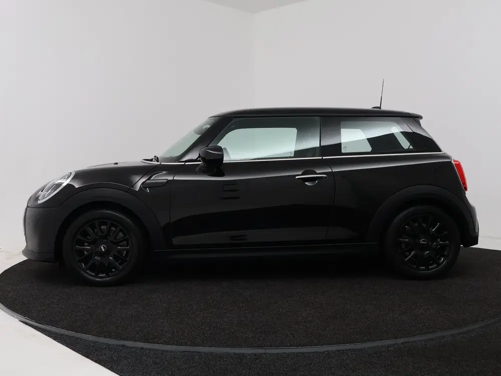 Mini Cooper 1.5 Cooper Business Edition uit 2021, foto 3